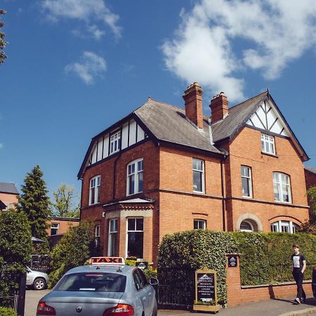 แมรี่วิลล์ เฮาส์ ทีรูมส์ แอนด์ บูทิก บีแอนด์บี Bed & Breakfast เบลฟาสต์ ภายนอก รูปภาพ