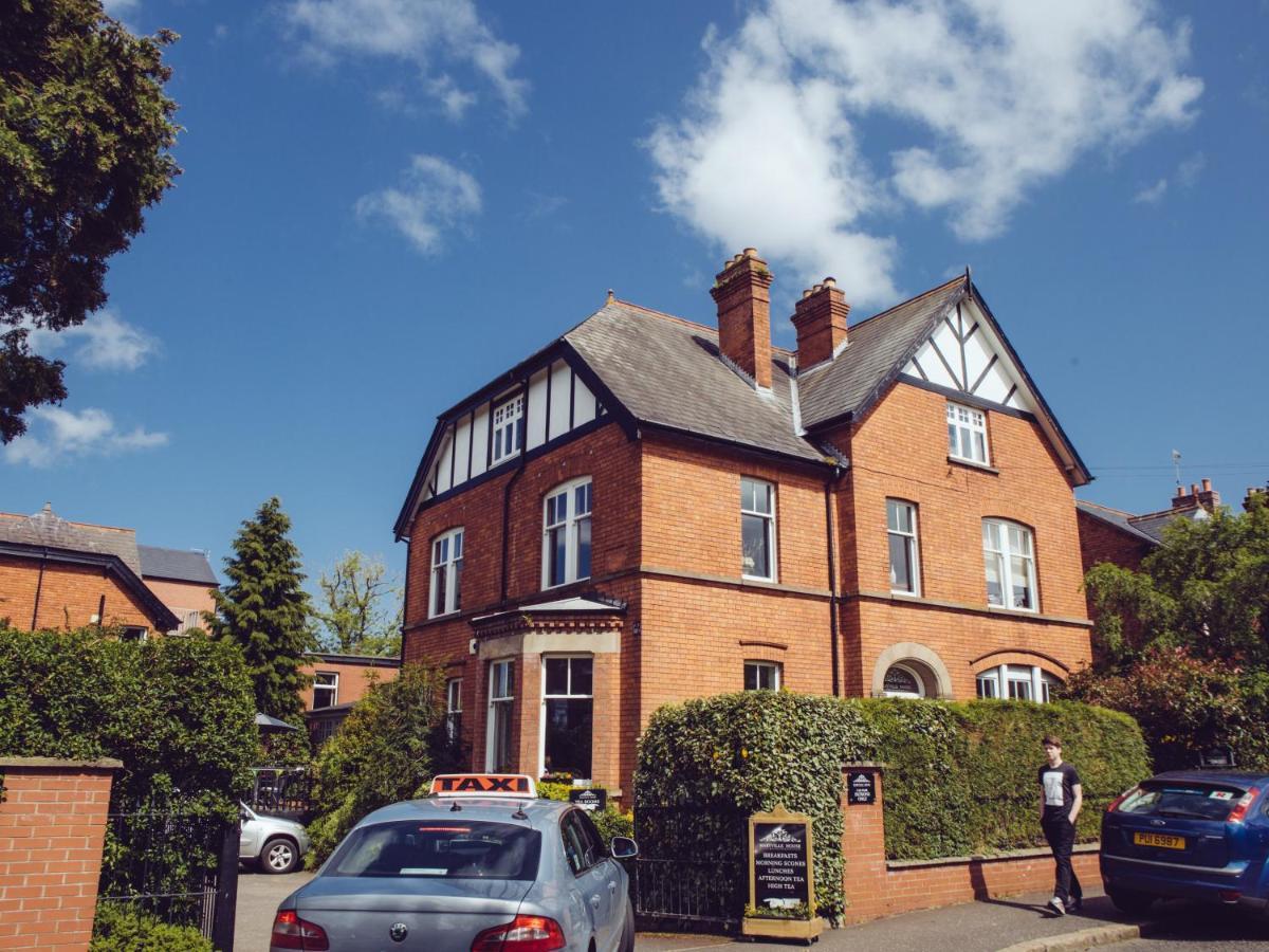แมรี่วิลล์ เฮาส์ ทีรูมส์ แอนด์ บูทิก บีแอนด์บี Bed & Breakfast เบลฟาสต์ ภายนอก รูปภาพ
